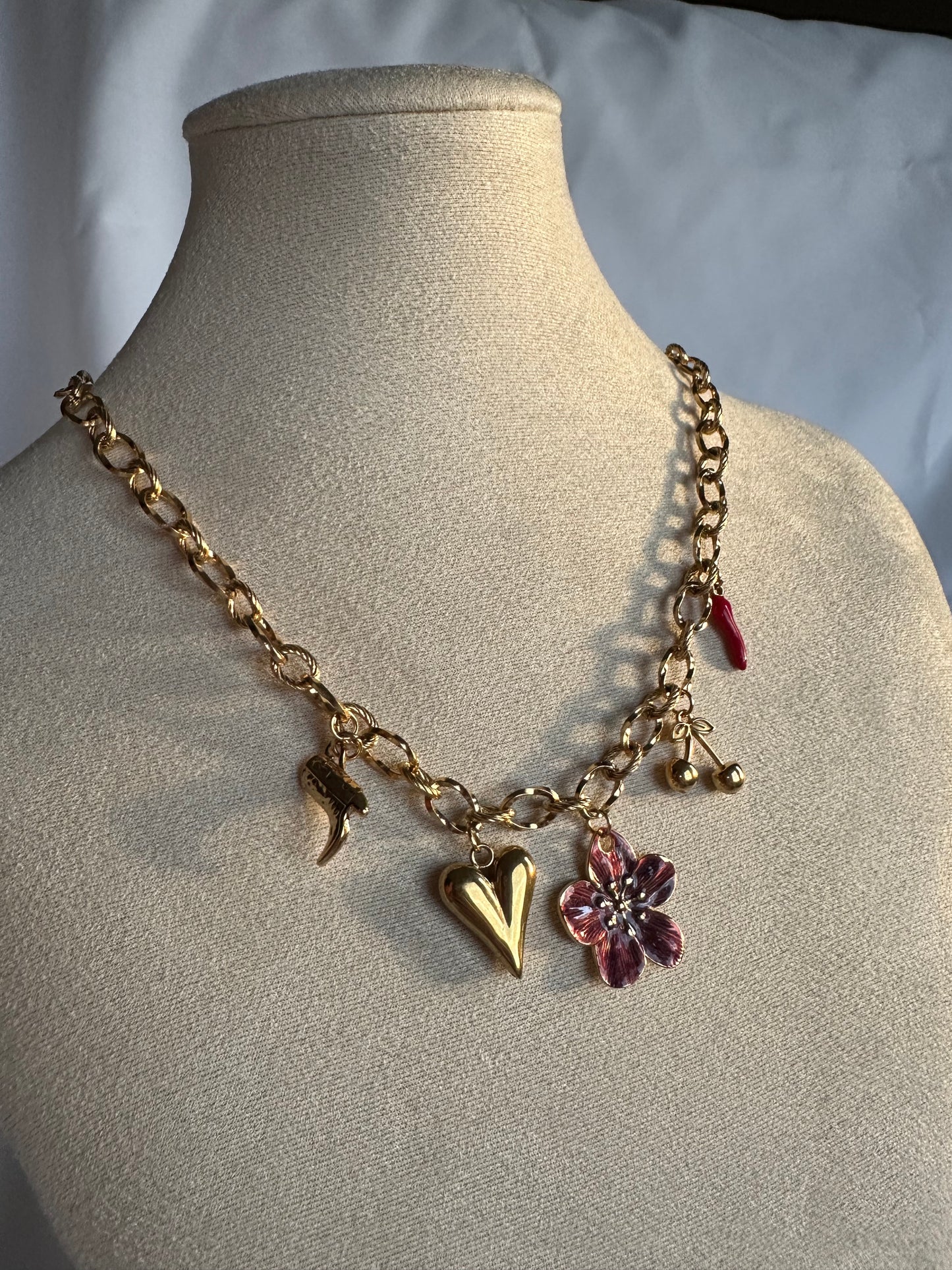 Hailey bedelketting